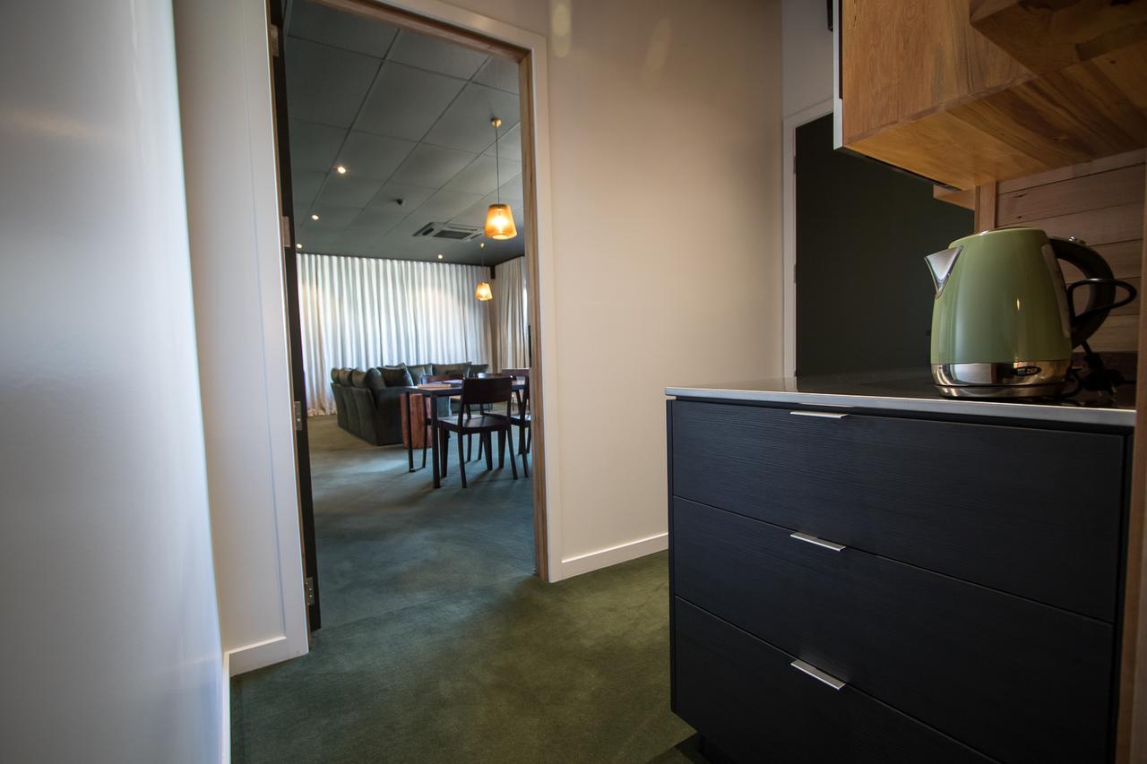The Cinema Suites Te Anau Eksteriør billede